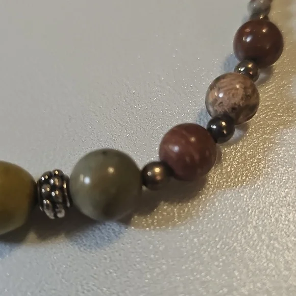 Elegant Multicolor Genuine Multigemstone Beaded Bracelet. - Picture 6 of 7